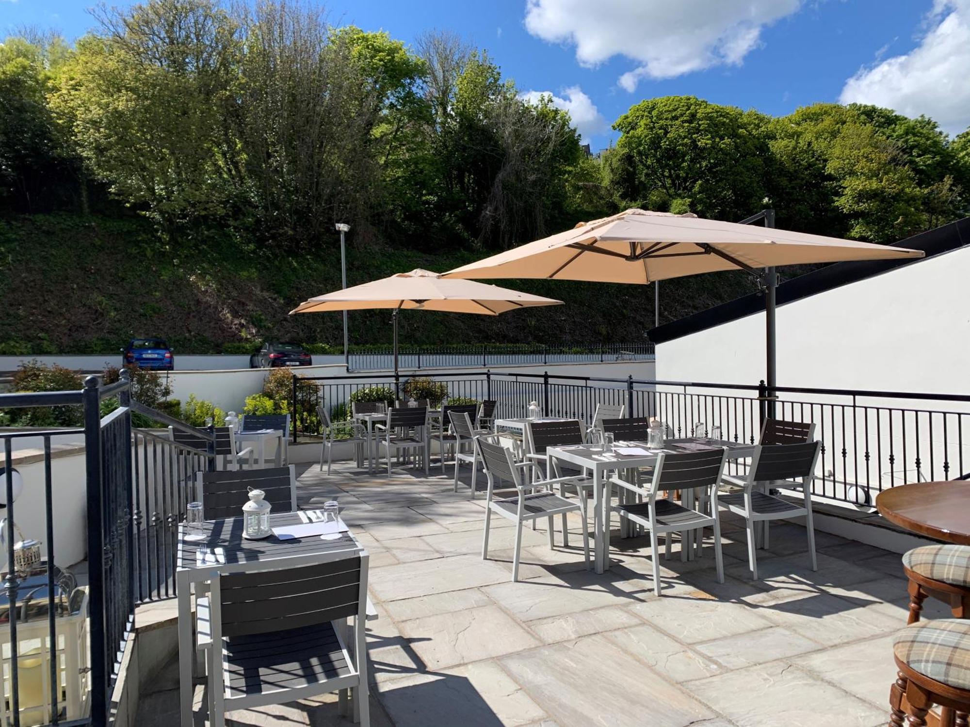 Walter Raleigh Hotel Youghal Exterior photo