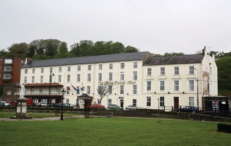 Walter Raleigh Hotel Youghal Exterior photo