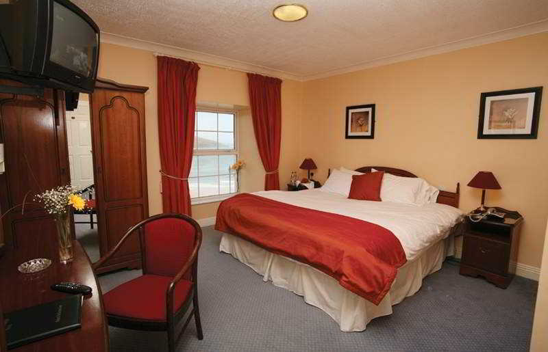 Walter Raleigh Hotel Youghal Exterior photo