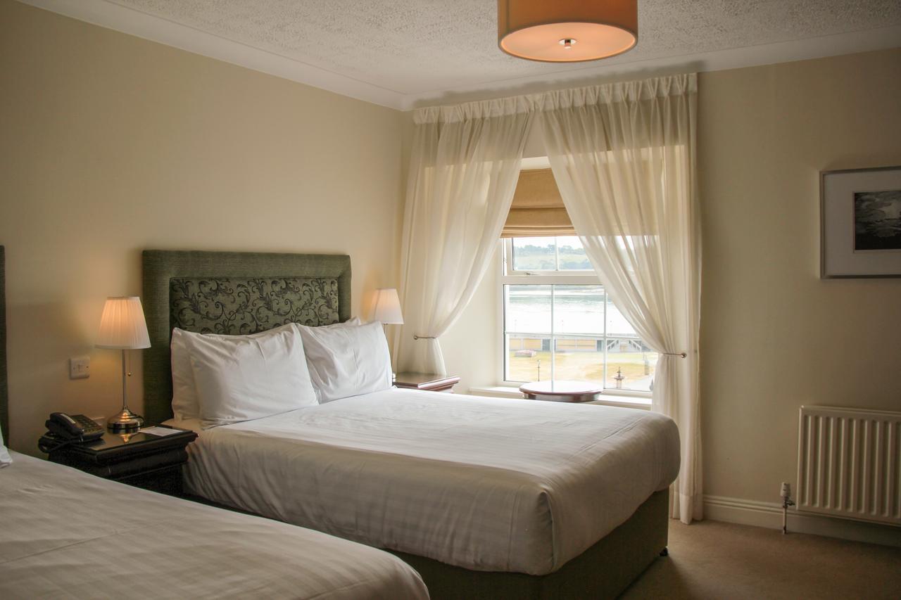 Walter Raleigh Hotel Youghal Exterior photo